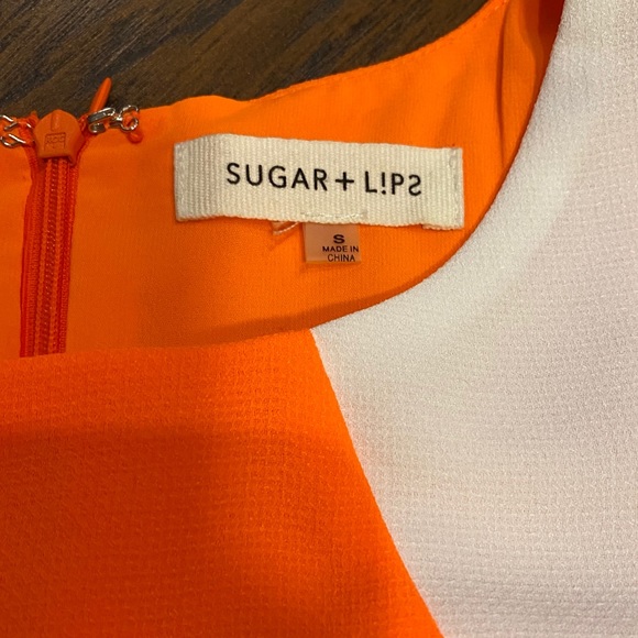 Rare find! Sleeveless orange & white summer dress - Picture 3 of 3